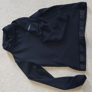 Size women's Medium: Nike turtle neck black sweater